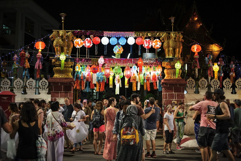 khom, lanna lantern, khom loy, sky lanterns, khom kwaen, lanna sky lantern