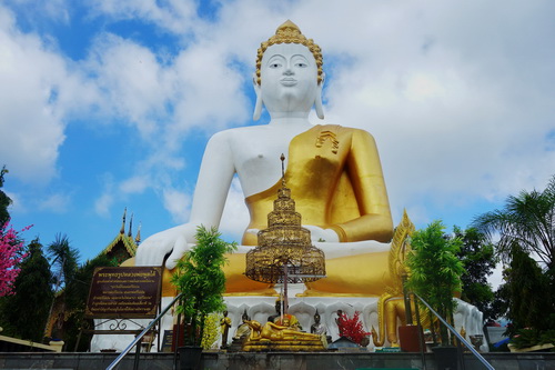 Phra That Doi Kham Temple