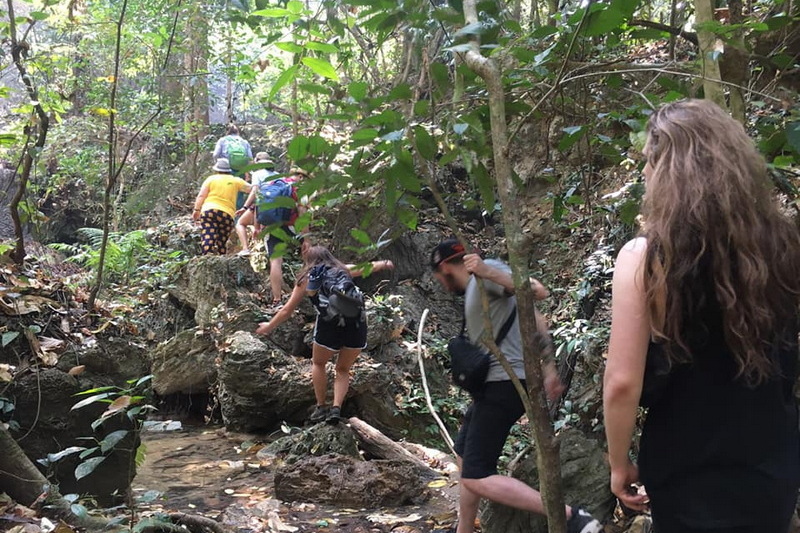 monk trail trek, monk trail trekking, monk trail treks, doi suthep trek, doi suthep treks, doi suthep trekking, trekking at doi Suthep, trekking in doi suthep