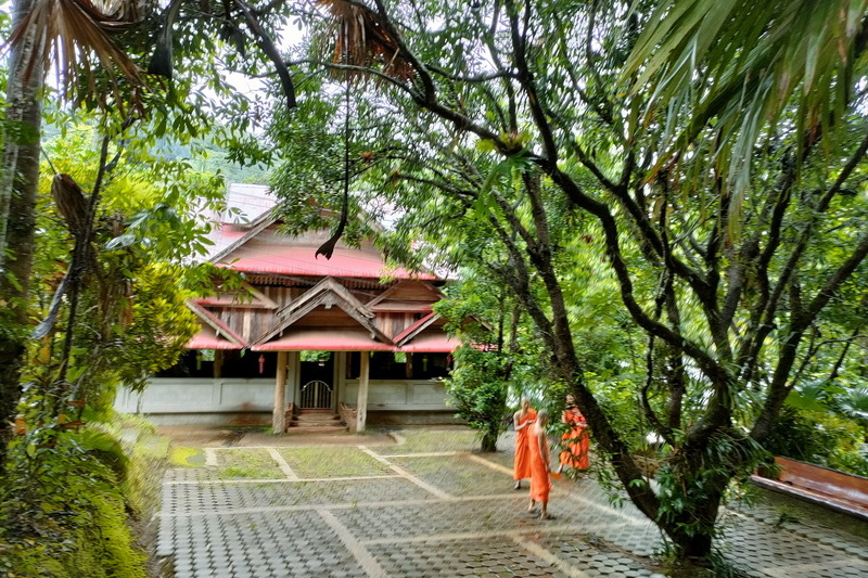 wat luang khun win, luang khun win temple, wat luang khun win chiang mai, luang khun win temple chiang mai, wat luang khunwin, luang khunwin temple