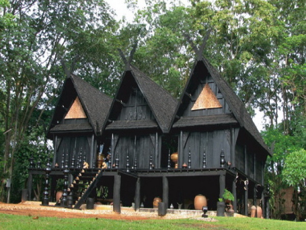 black house museum, black house chiang rai, baan dum, baan dam, baan dam Museum, baan dum museum