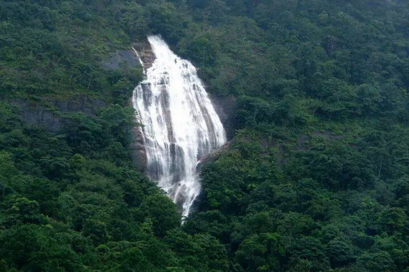 siriphum waterfall, popular waterfalls in chiang mai, best waterfalls in chiang mai, top waterfalls in chiang mai, must-visit waterfalls in chiang mai, beautiful waterfalls in chiang mai, attraction waterfalls in chiang mai, waterfall attractions chiang mai