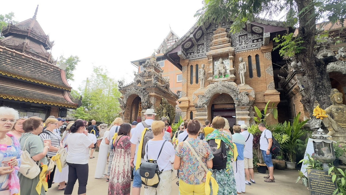 wat lok moli, lok moli temple, wat lok molee, lok molee temple, wat lokmoli, lokmoli temple